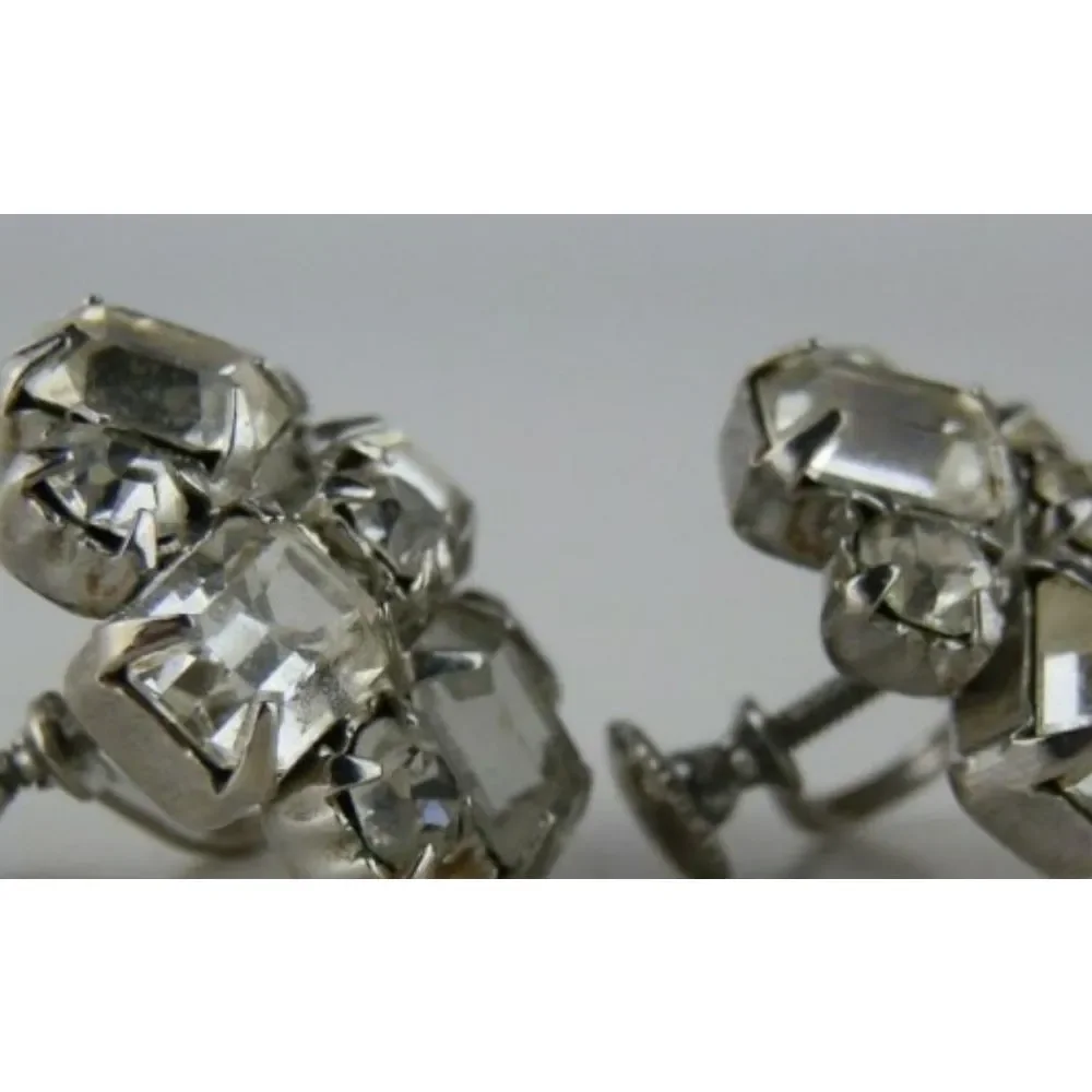 Vintage Weiss Rhinestone Screw Back Earrings - Picture 2 of 4